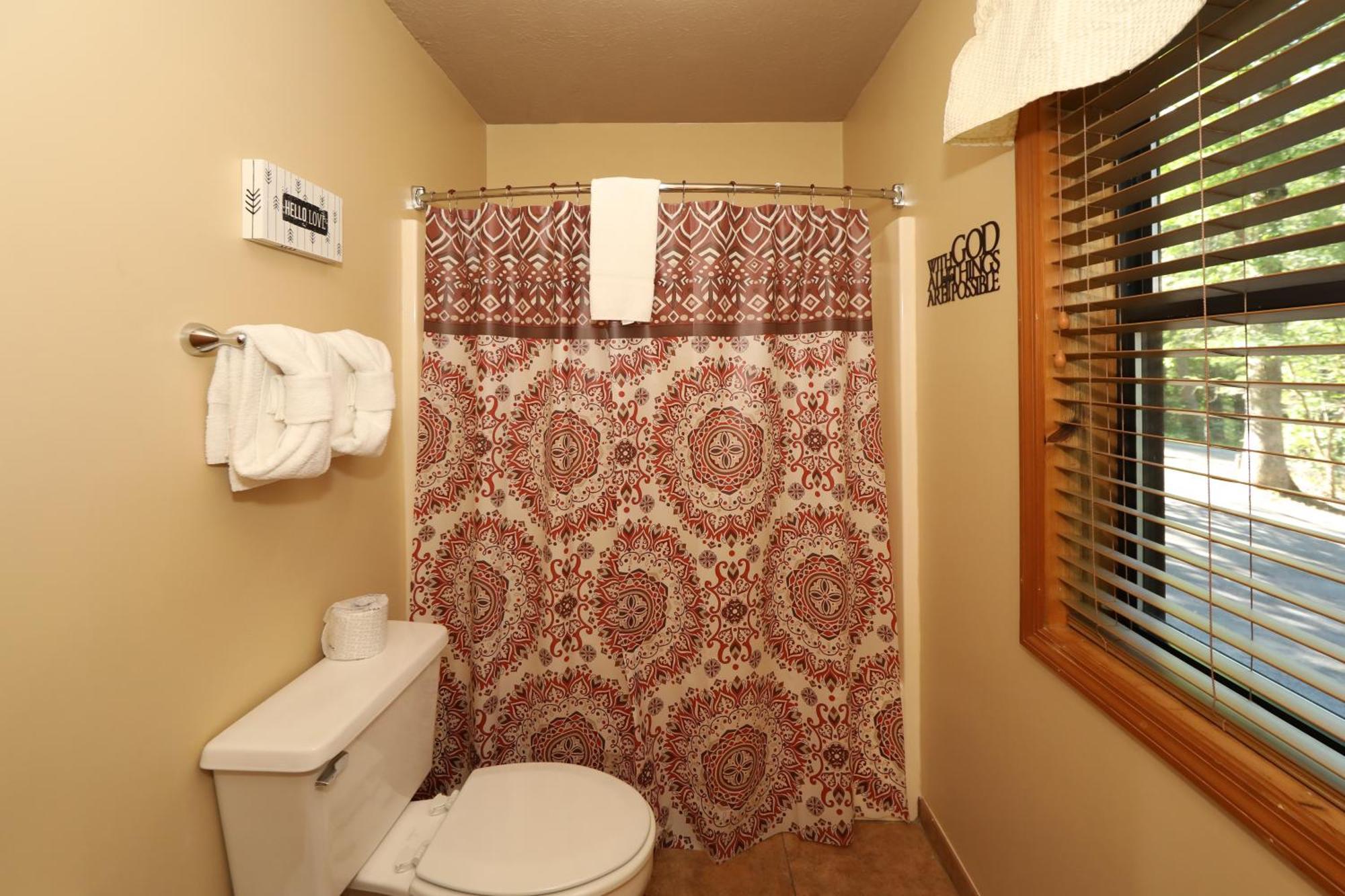 Divine Escape By Eden Crest Chalet Gatlinburg